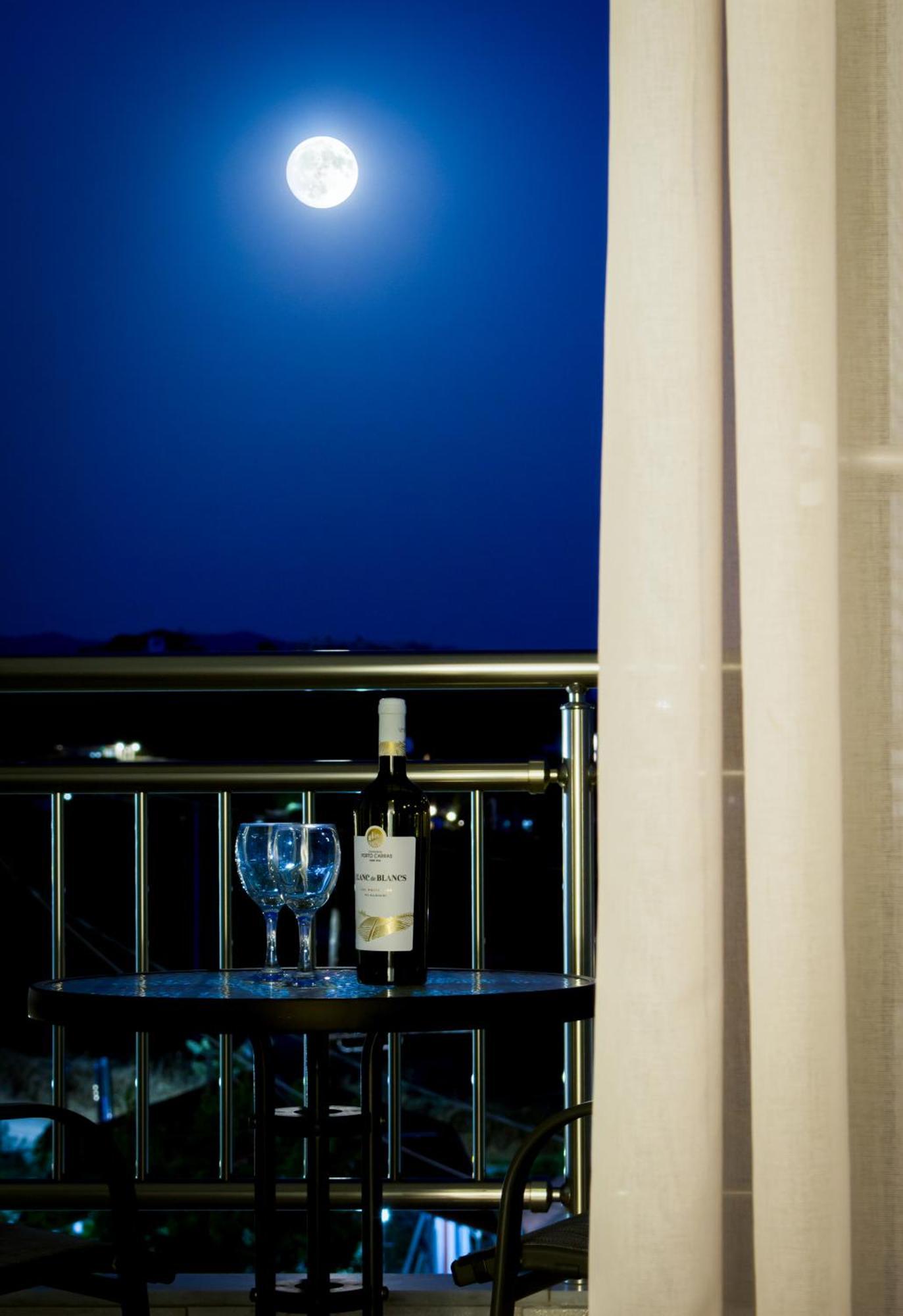 Oliva Suites Nikíti Kültér fotó